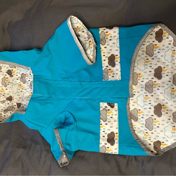 Pet rain jacked with hood - Picture 6 of 13